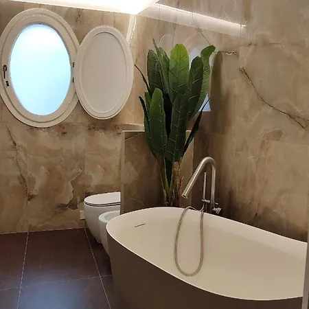 Residenza Rialto 게스트하우스 3*