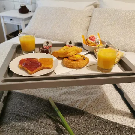 Residenza Rialto Konukevi 3*